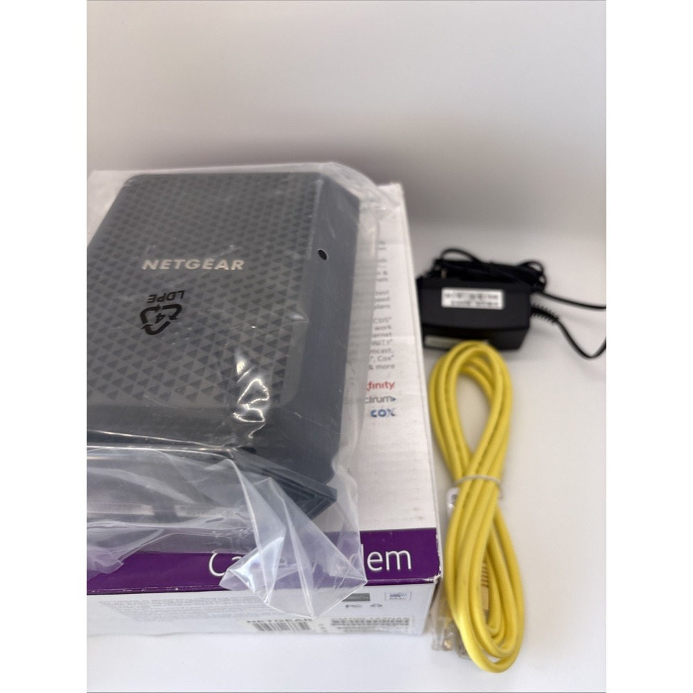 NEW NETGEAR CM700 High Speed Cable Modem - Picture 4 of 8